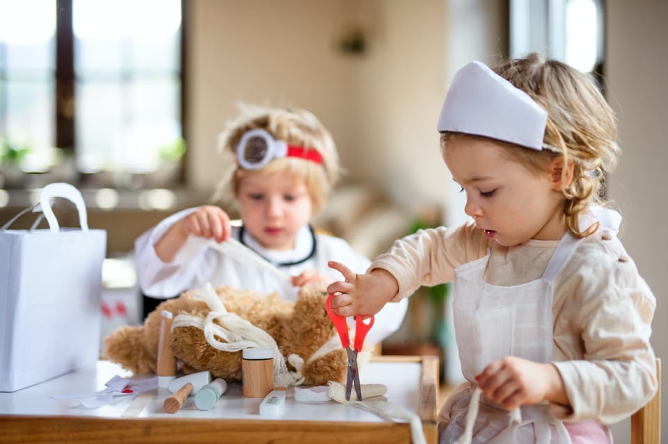 Los roles de género y su importancia en el proceso de socialización de niñas y niños